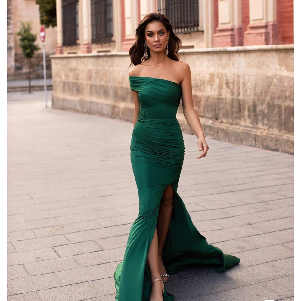 Emerald ALAMOUR THE LABEL/BRAND NEW - Picture 3 of 4